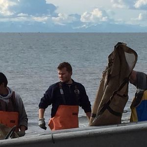 Meet your Posher, Max